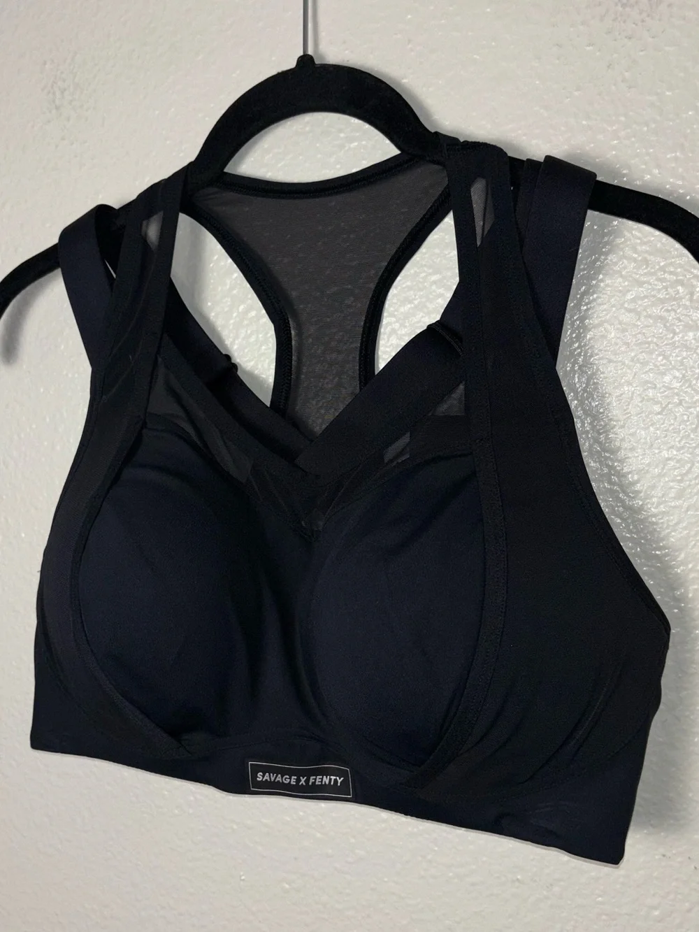 NWT Savage X Fenty Breakthru High-Impact Sports Bra Caviar Black women's 36D